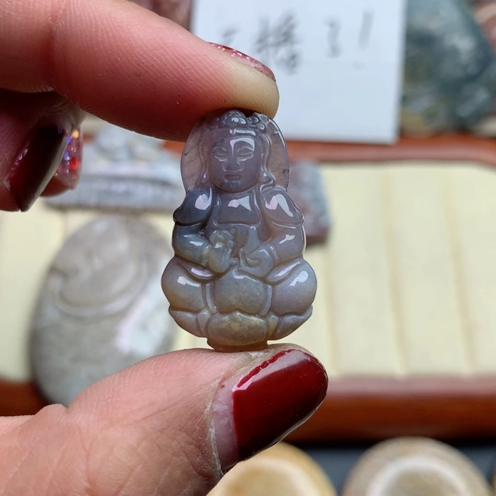 硅化珊瑚（珊瑚玉）颈饰足银镀金镶嵌