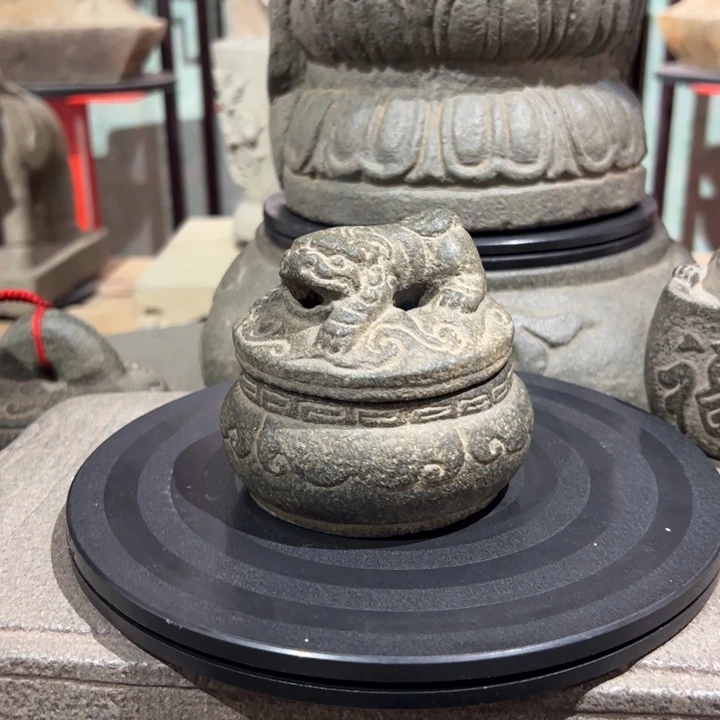 张***石材香炉青石青石