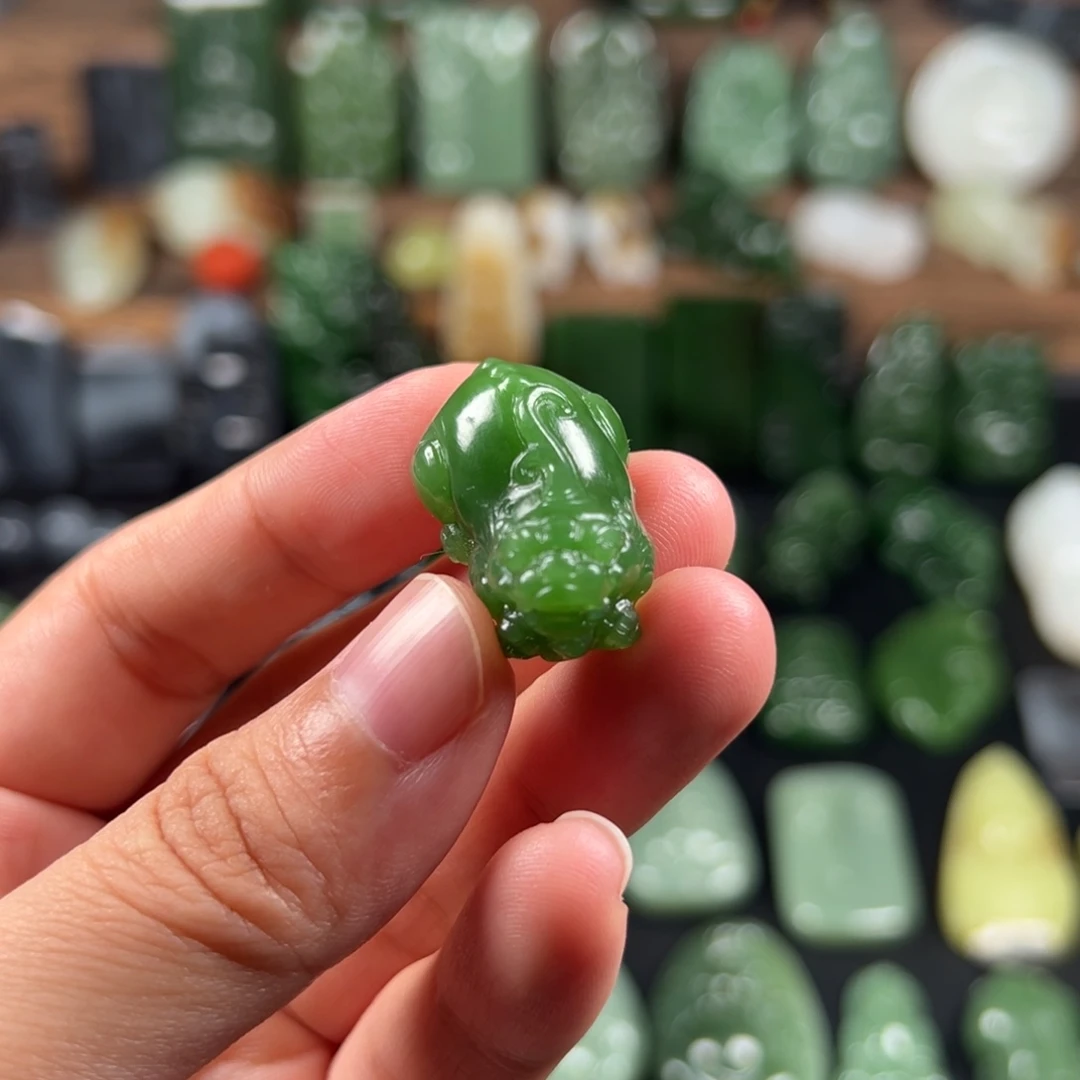 和田玉（碧玉）未镶嵌吊坠(不含链)