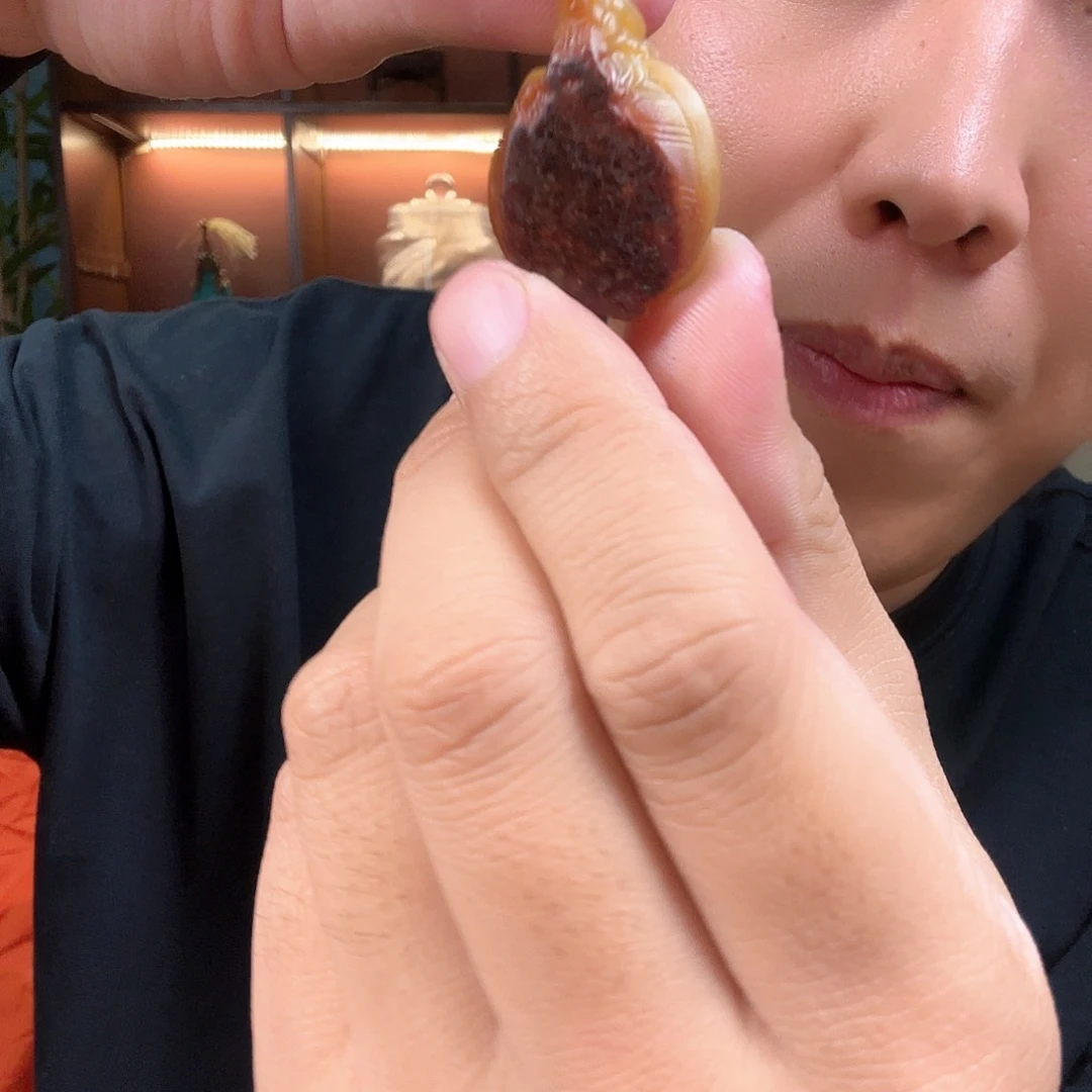 南红玛瑙合金颈饰