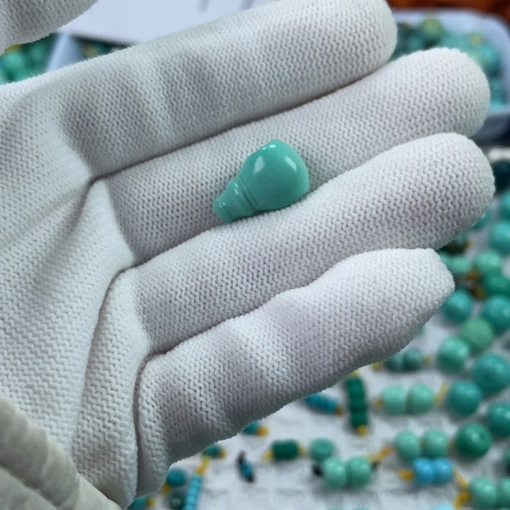 南红玛瑙未镶嵌手链