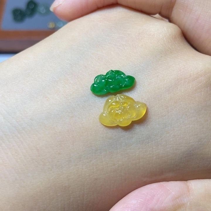 未镶嵌定制翡翠莲花