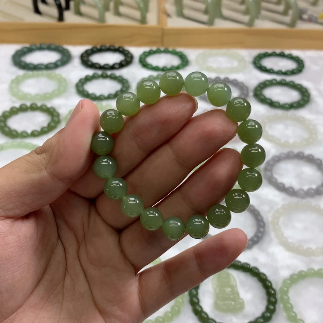 未镶嵌手串和田玉（湖水绿10）