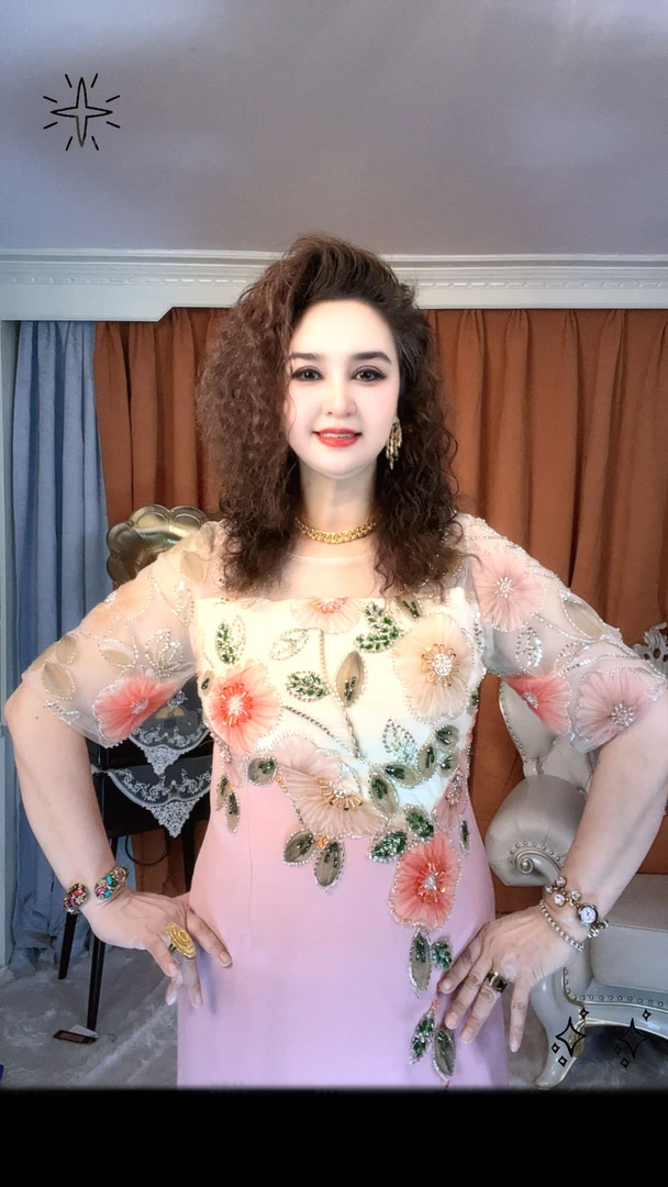 年会晚礼服女高级感气质走秀绝连衣裙（2203）