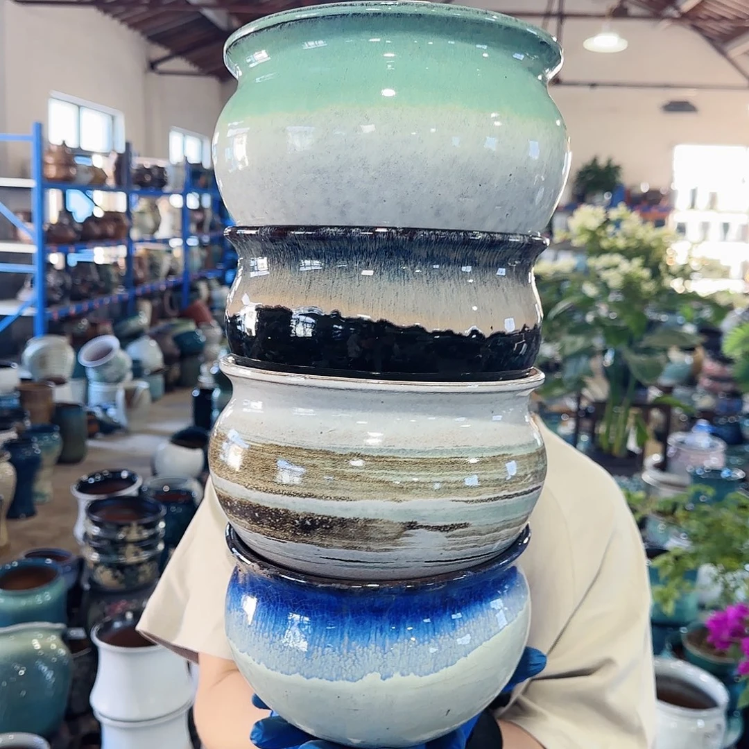 紫砂花盆高12.13口18.19。微瑕