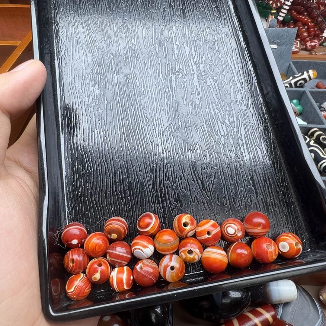 岁***声玛瑙/玉髓未镶嵌珠宝半成品