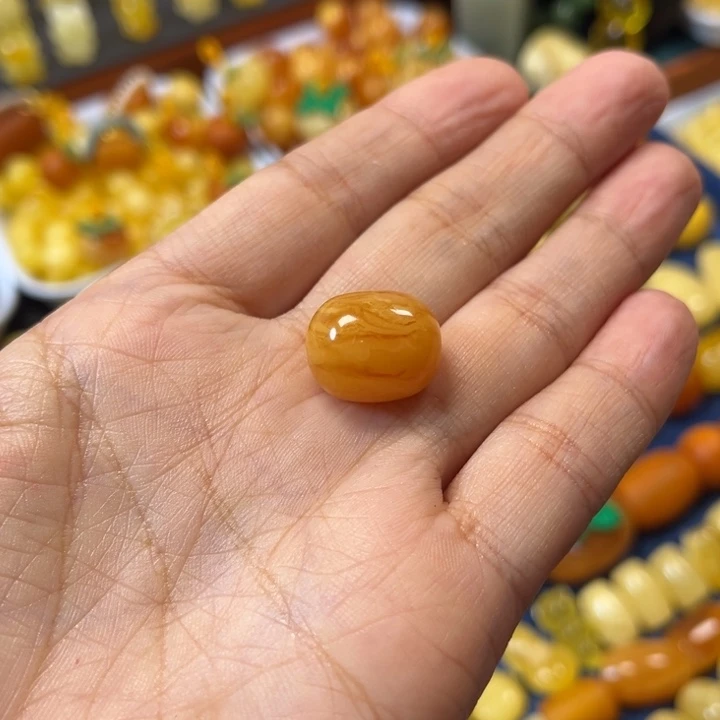 琥珀未镶嵌裸石卡14老蜡枣珠