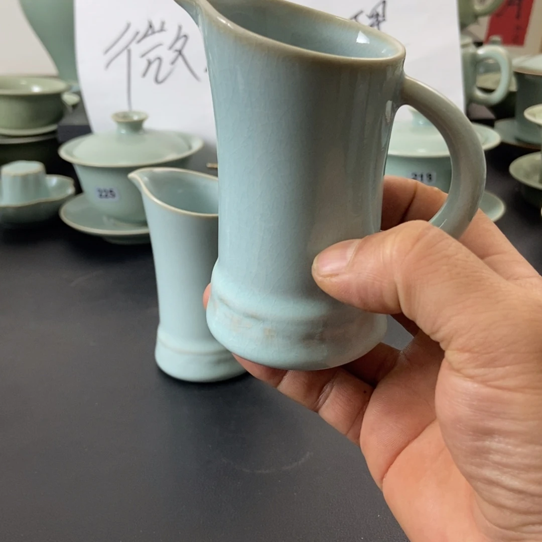 瑕品天青釉分酒器