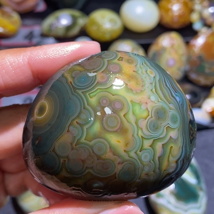 未镶嵌玛瑙/玉髓珠宝奇石