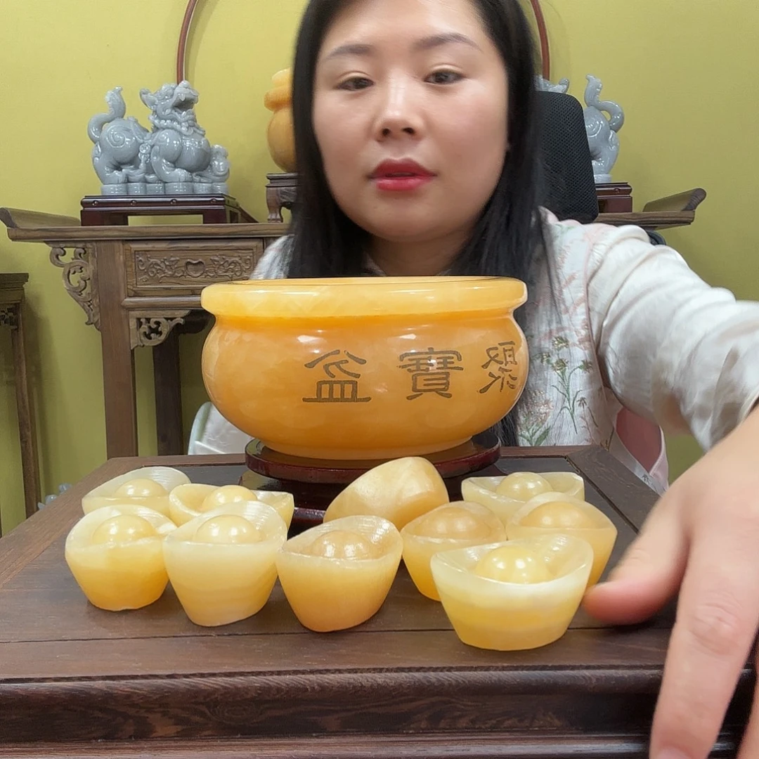 石材印尼金东摆件，，，，，