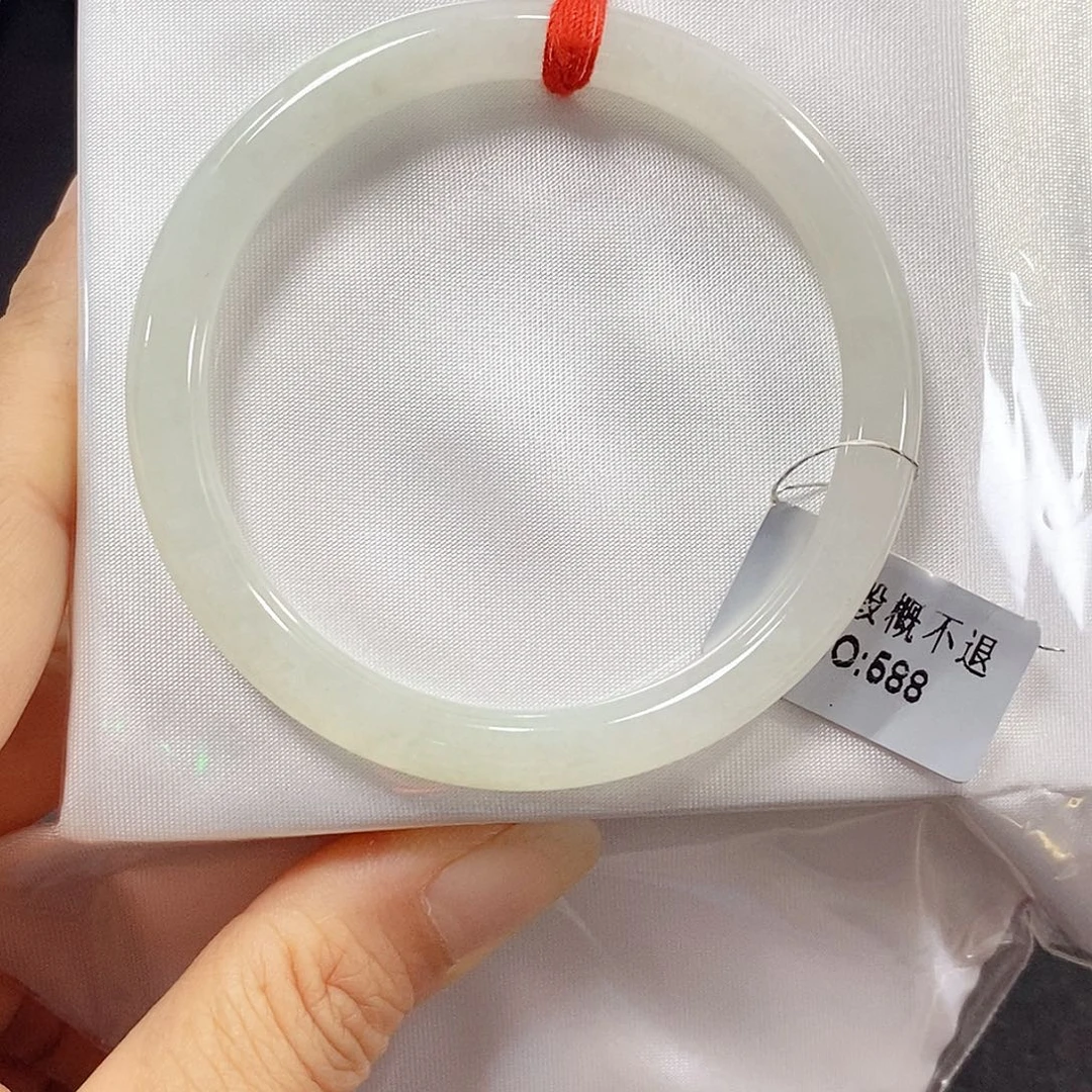 翡翠未镶嵌手镯手镯