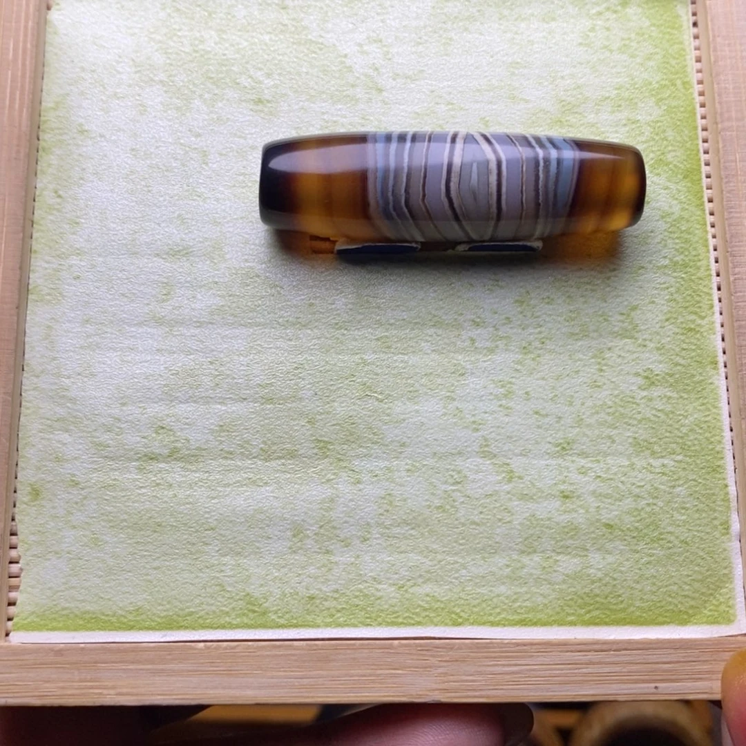 J***K玛瑙/玉髓未镶嵌珠宝半成品