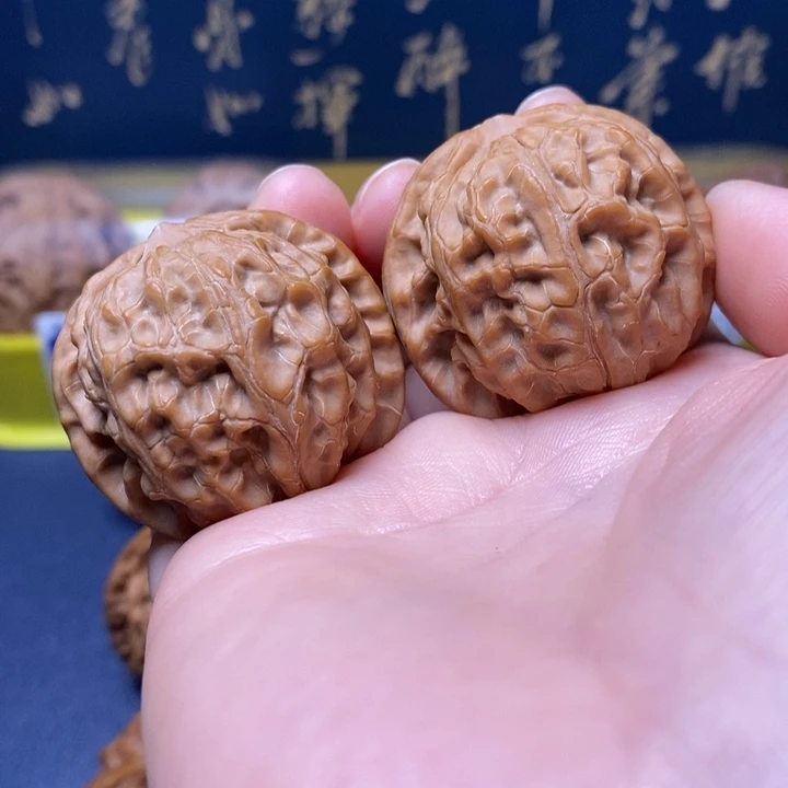 把件文玩核桃野生不知名