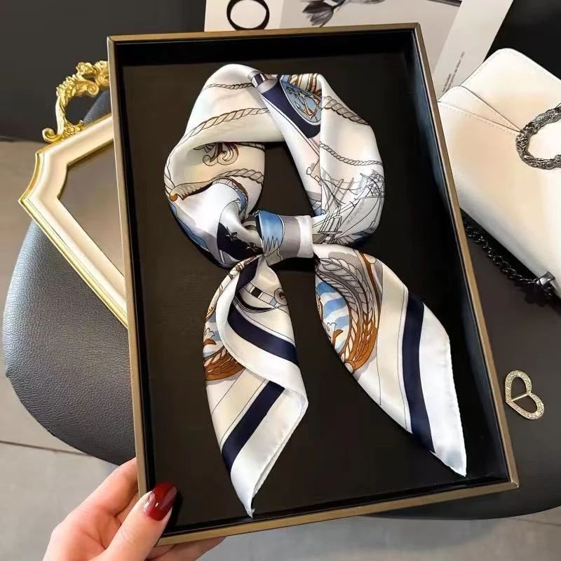 2【单花幸运草】轻奢高级感丝巾 不易掉色高版