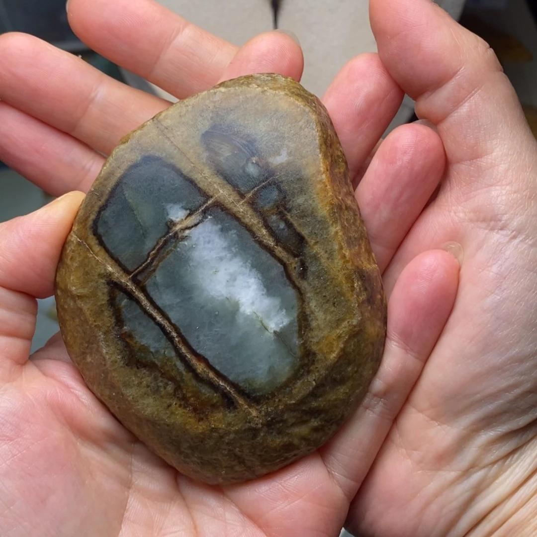 翡翠颈饰未镶嵌毛*爹天然