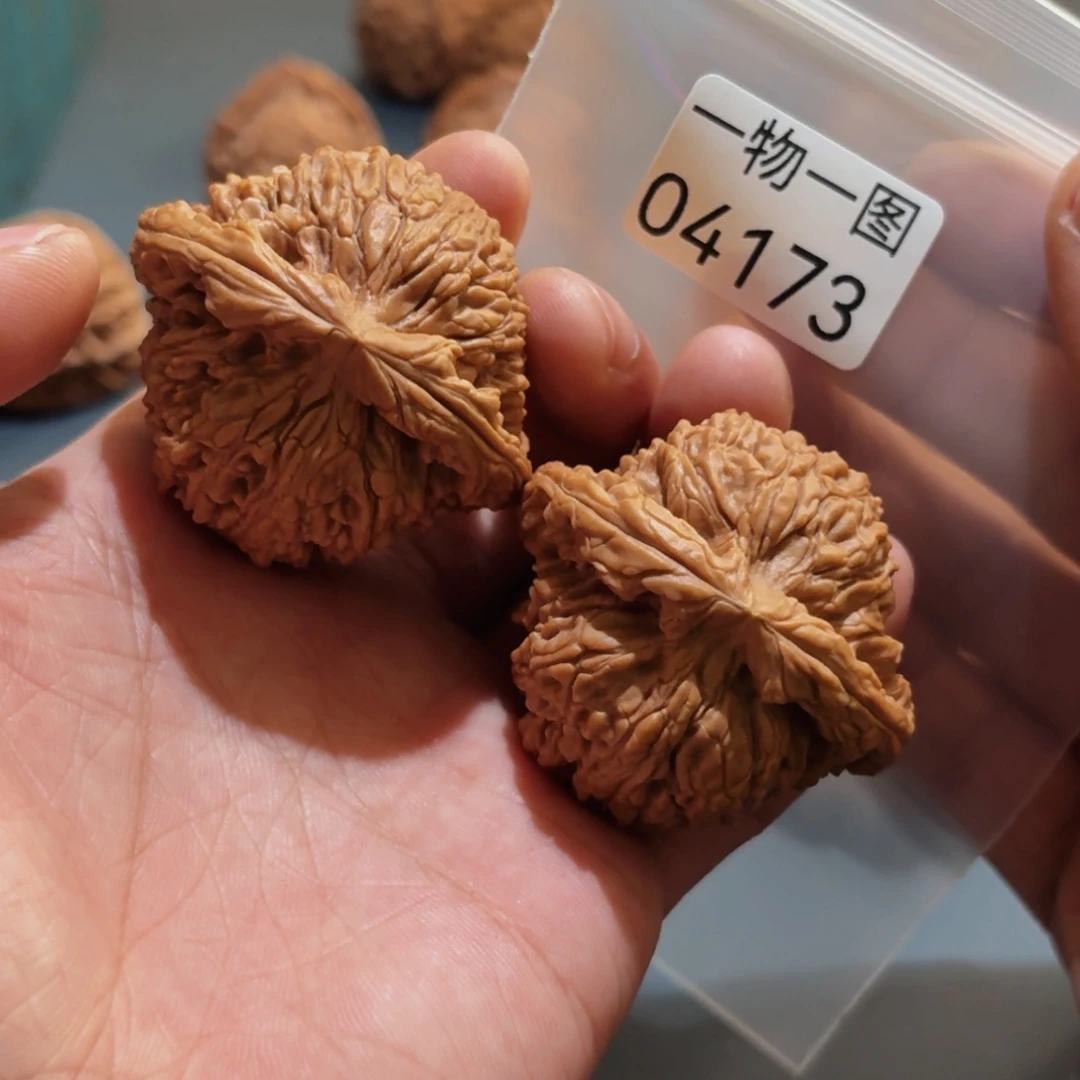 文玩核桃把件南疆
