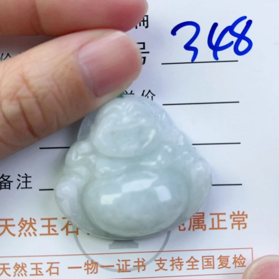 翡翠颈饰未镶嵌佛公