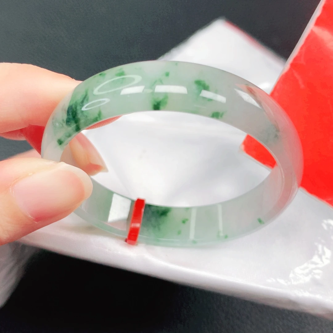 翡翠未镶嵌手镯48圈