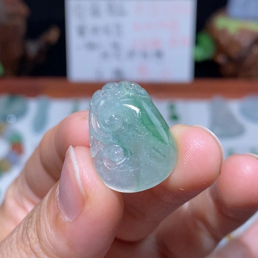 未镶嵌定制翡翠翡翠