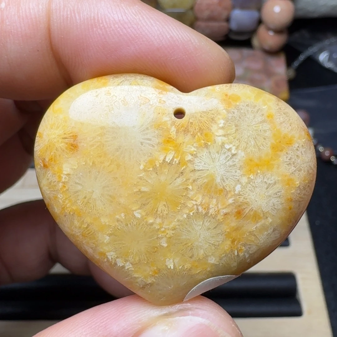 硅化玉未镶嵌纯天然色有机玉石保真色
