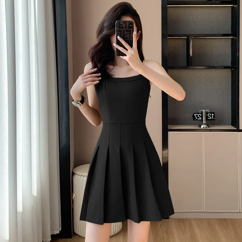 西装内搭吊带连衣裙女夏季小个子2025新款气质百褶裙子高级感收腰