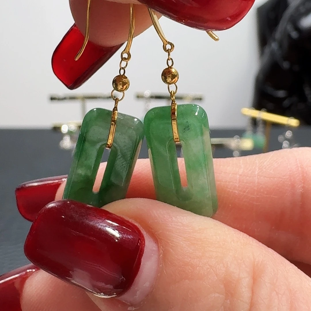 翡翠耳饰18K金镶嵌耳饰