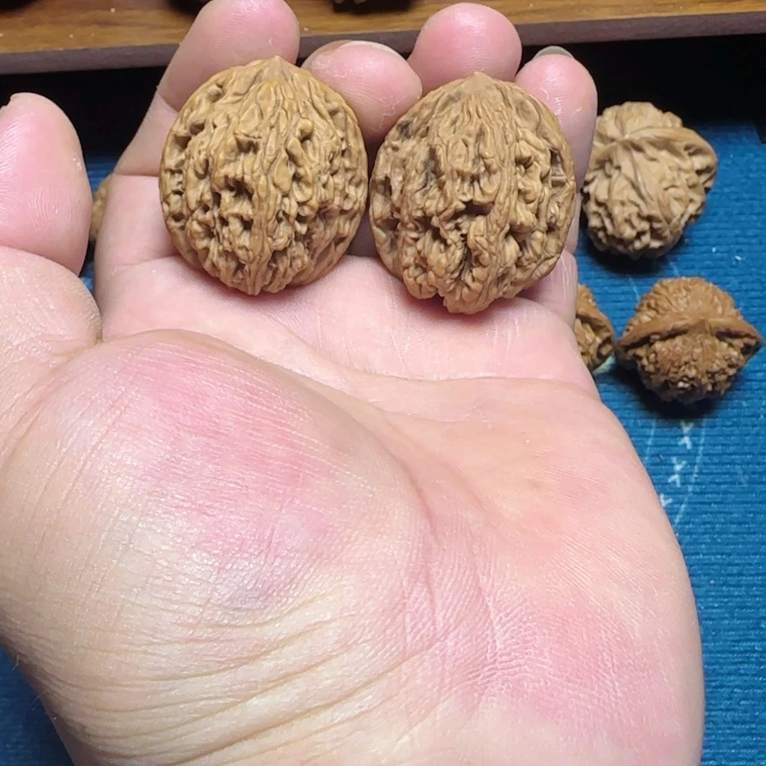 吊坠文玩核桃全品虎头手捻