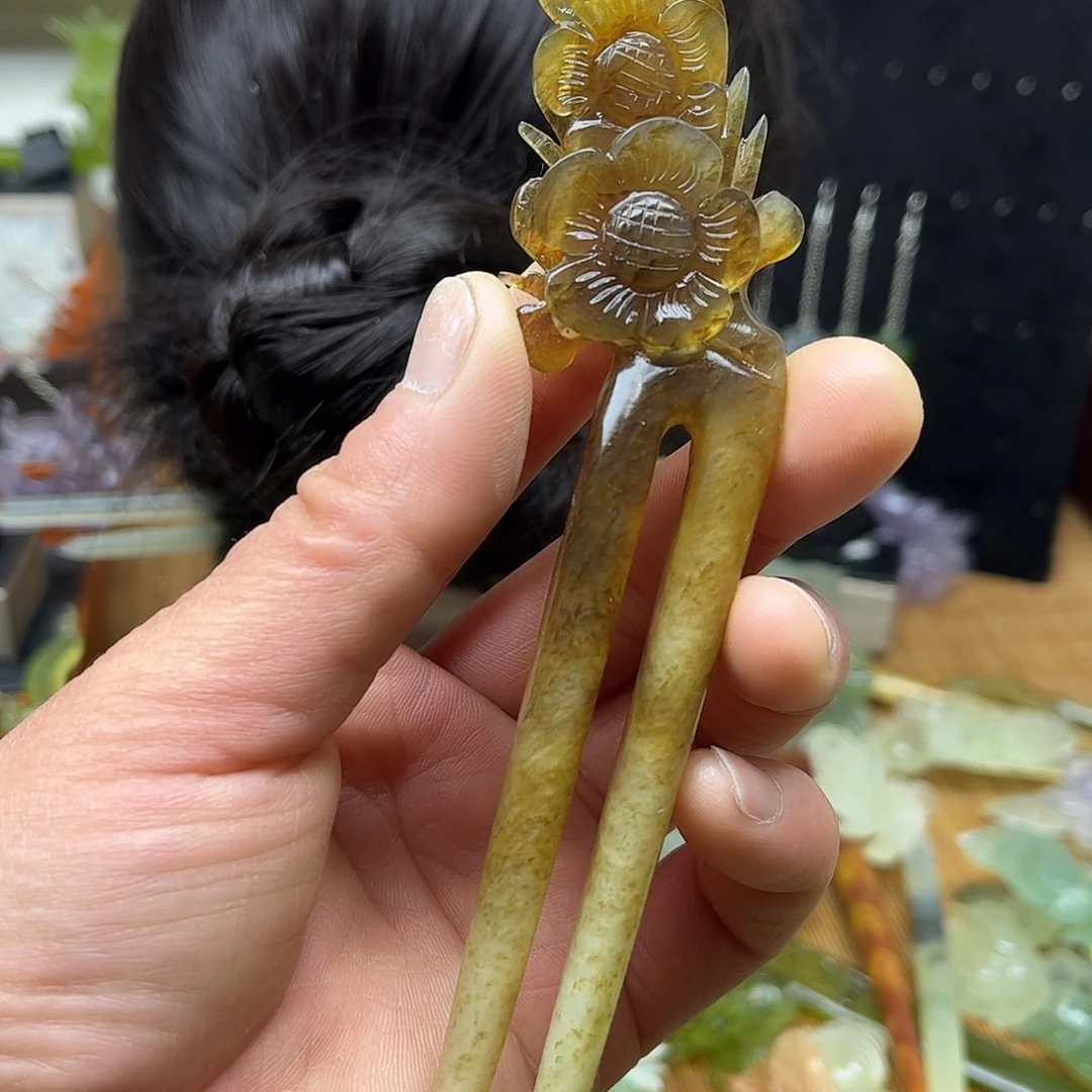 蛇纹石玉未镶嵌岫玉