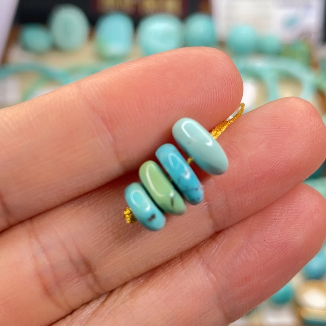 绿松石未镶嵌挂件