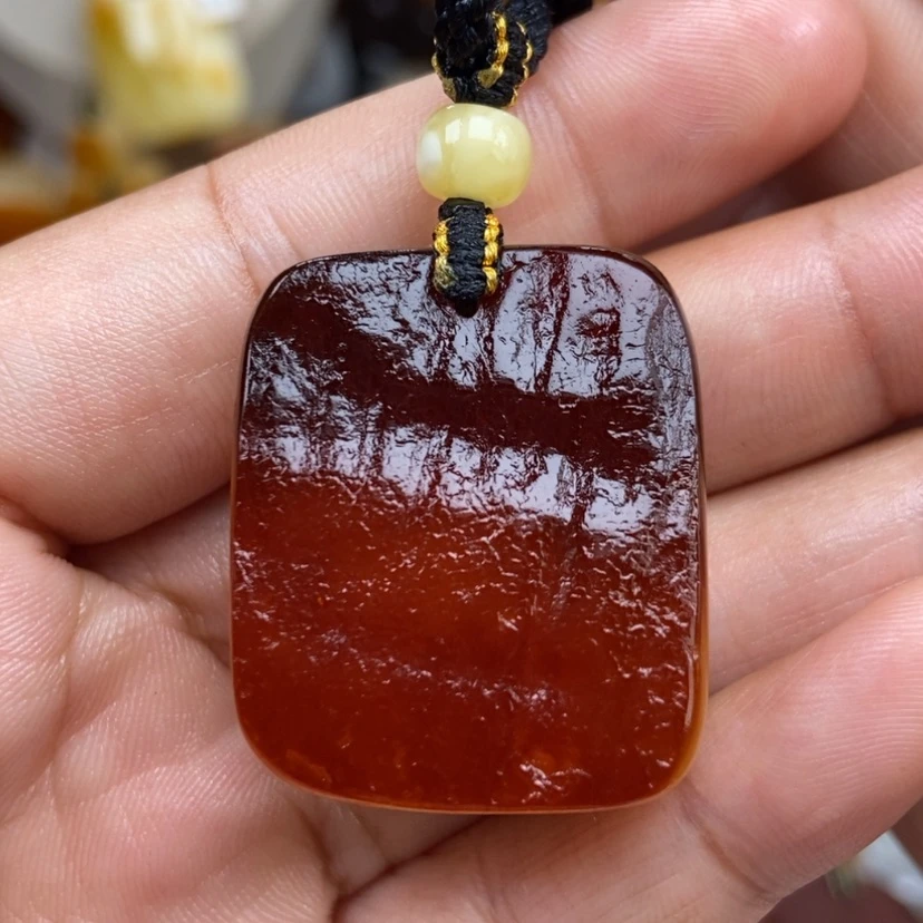 【闪购商品】琥珀颈饰未镶嵌