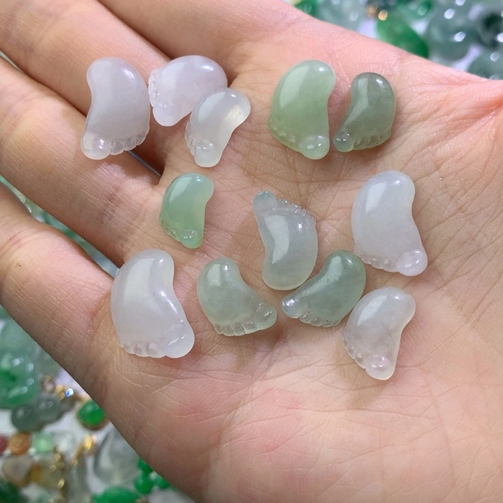 翡翠裸石12个脚脚吖