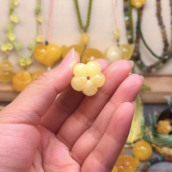 蜜蜡颈饰未镶嵌蜜蜡