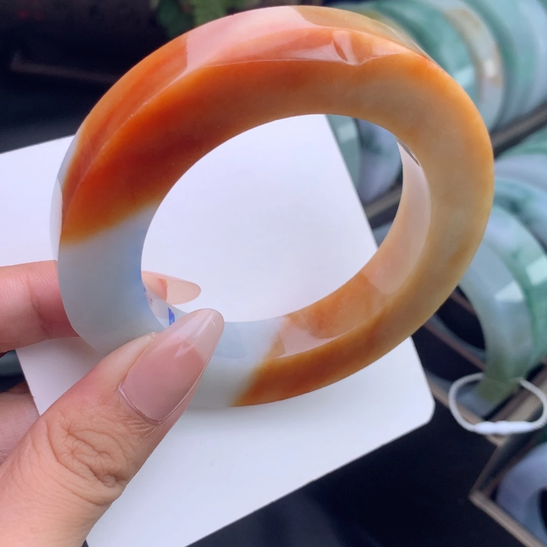 未镶嵌手镯不退不换定制翡翠