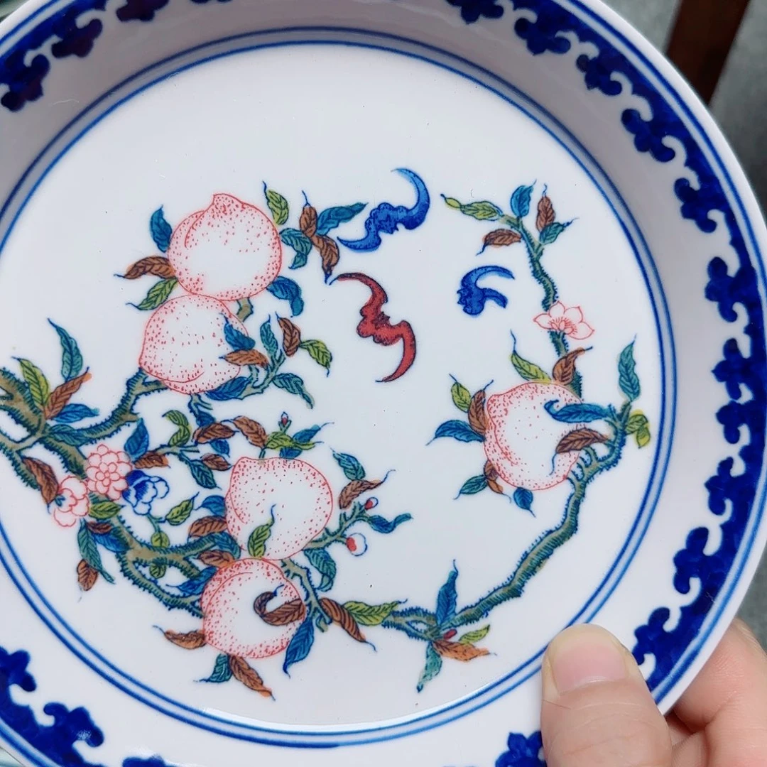 摆件瓷器的工艺技术特点与