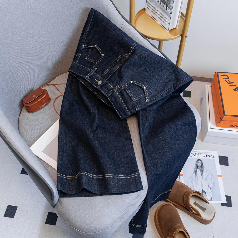 017白色微喇牛仔裤女2025年春秋新款高腰显瘦显高不贴腿小个子喇