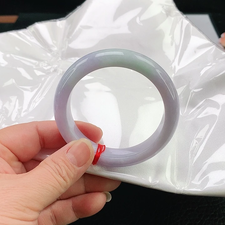 翡翠手镯未镶嵌翡翠124