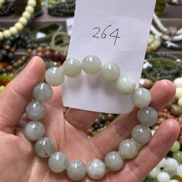 未镶嵌蛇纹石玉手链