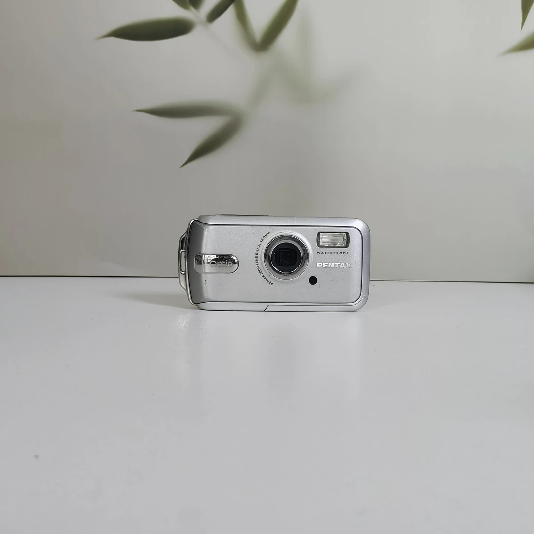 9新 Pentax/宾得  W20 ccd相机 700万像素3倍变焦冷白皮三防机