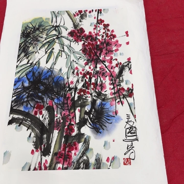 国画花鸟等图案和造型各有