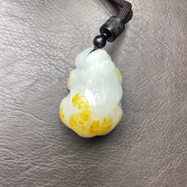 貔貅挂件和田玉首饰珠宝D2