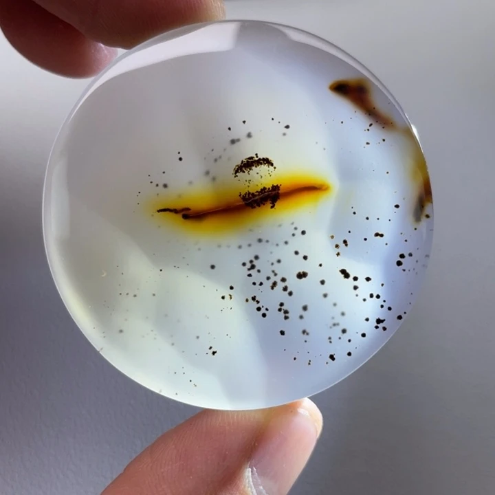 玛瑙/玉髓颈饰未镶嵌力**澜