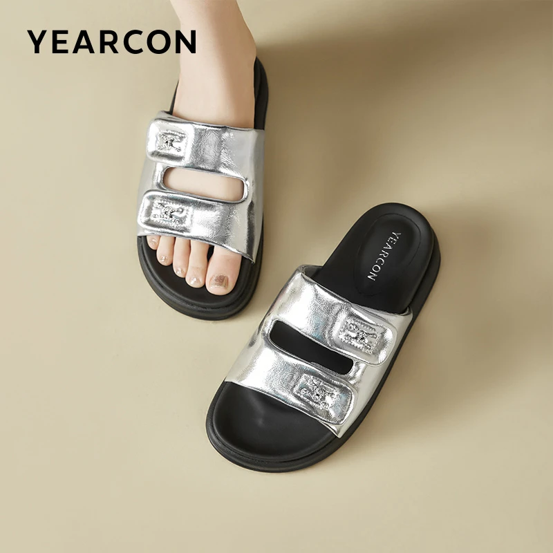 意尔康牛仔色沙滩拖鞋女2025夏季新款休闲风平底不累脚外穿凉拖