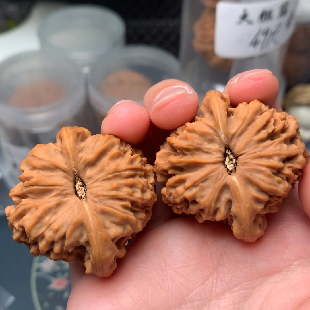 【闪购商品】桃核吊坠41-15390-005