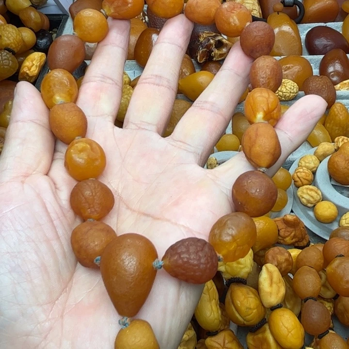 琥珀未镶嵌裸石天然蜜蜡手串