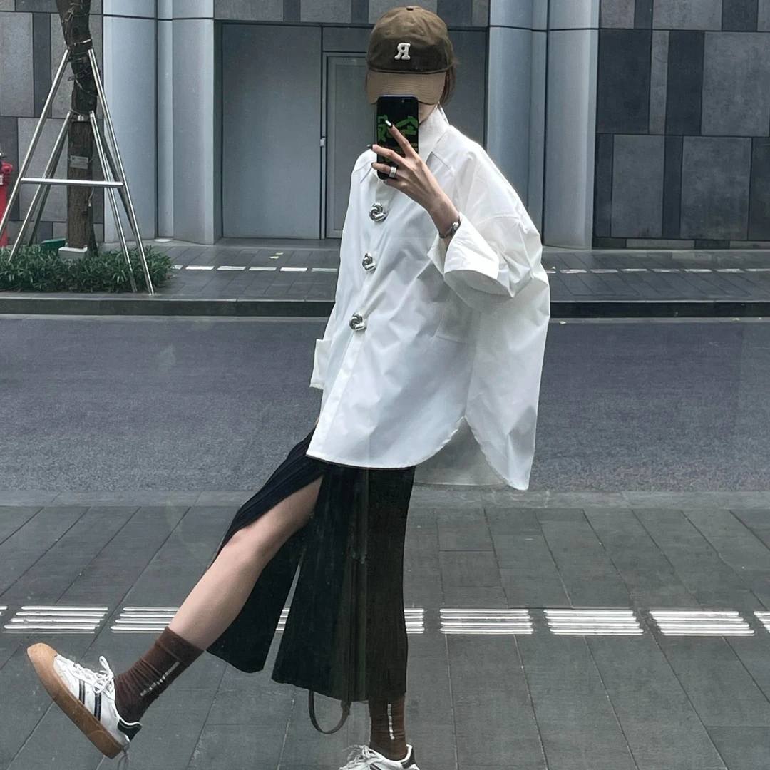 今年流行女时尚套装2025新款法式高级感简约气质白色衬衫女半身裙