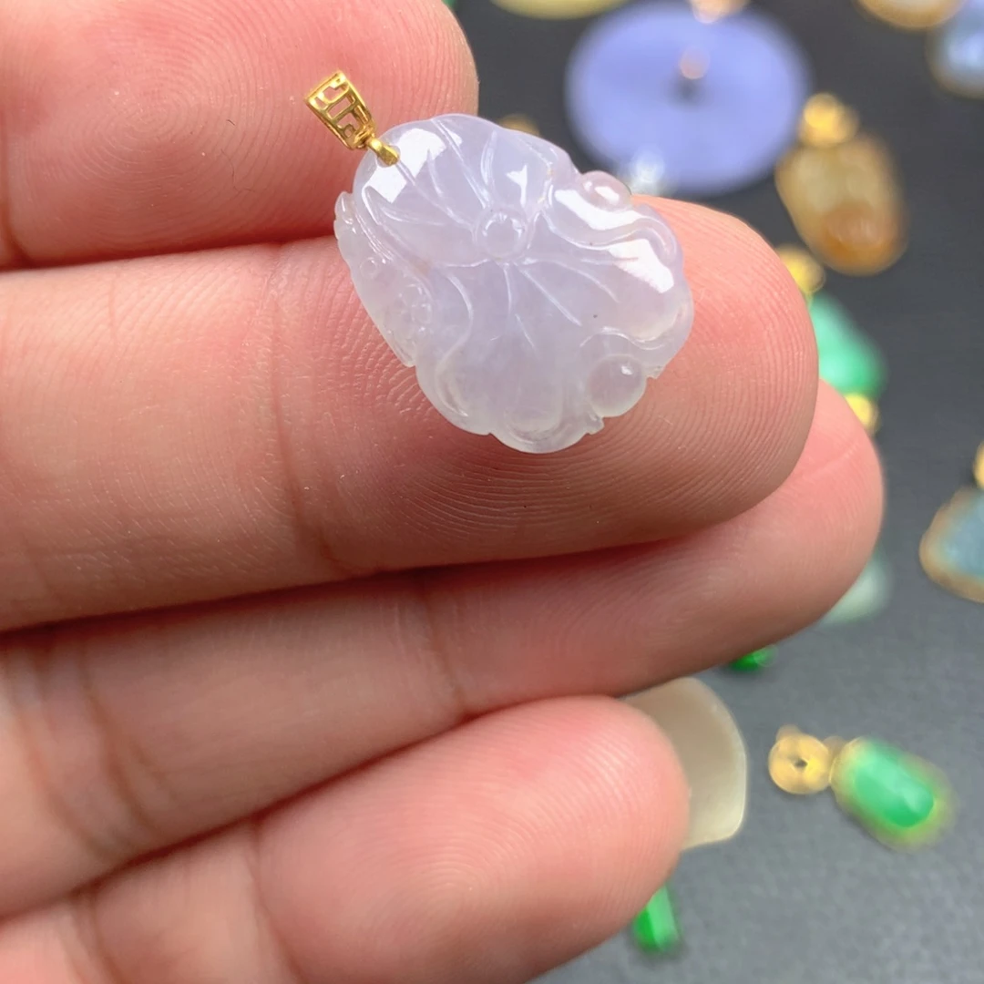 【闪购商品】颈饰18K金镶嵌翡翠翡翠