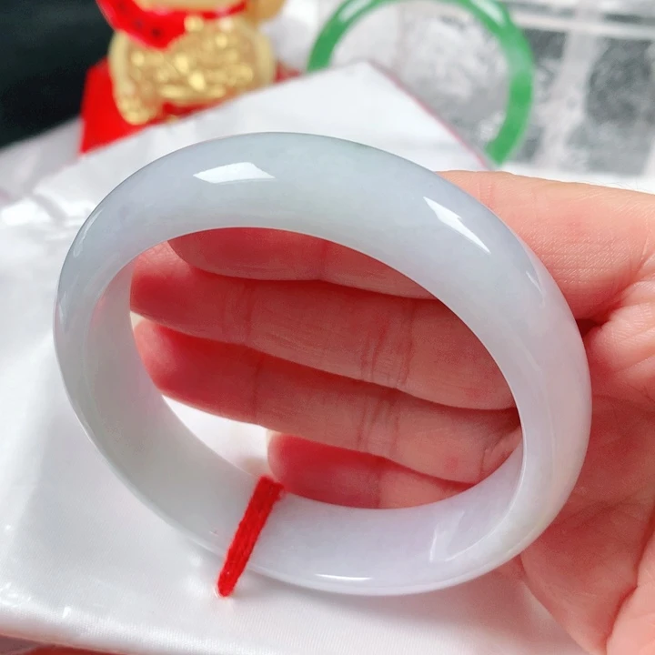 未镶嵌手镯翡翠    正圈59 轮胎（14.8）