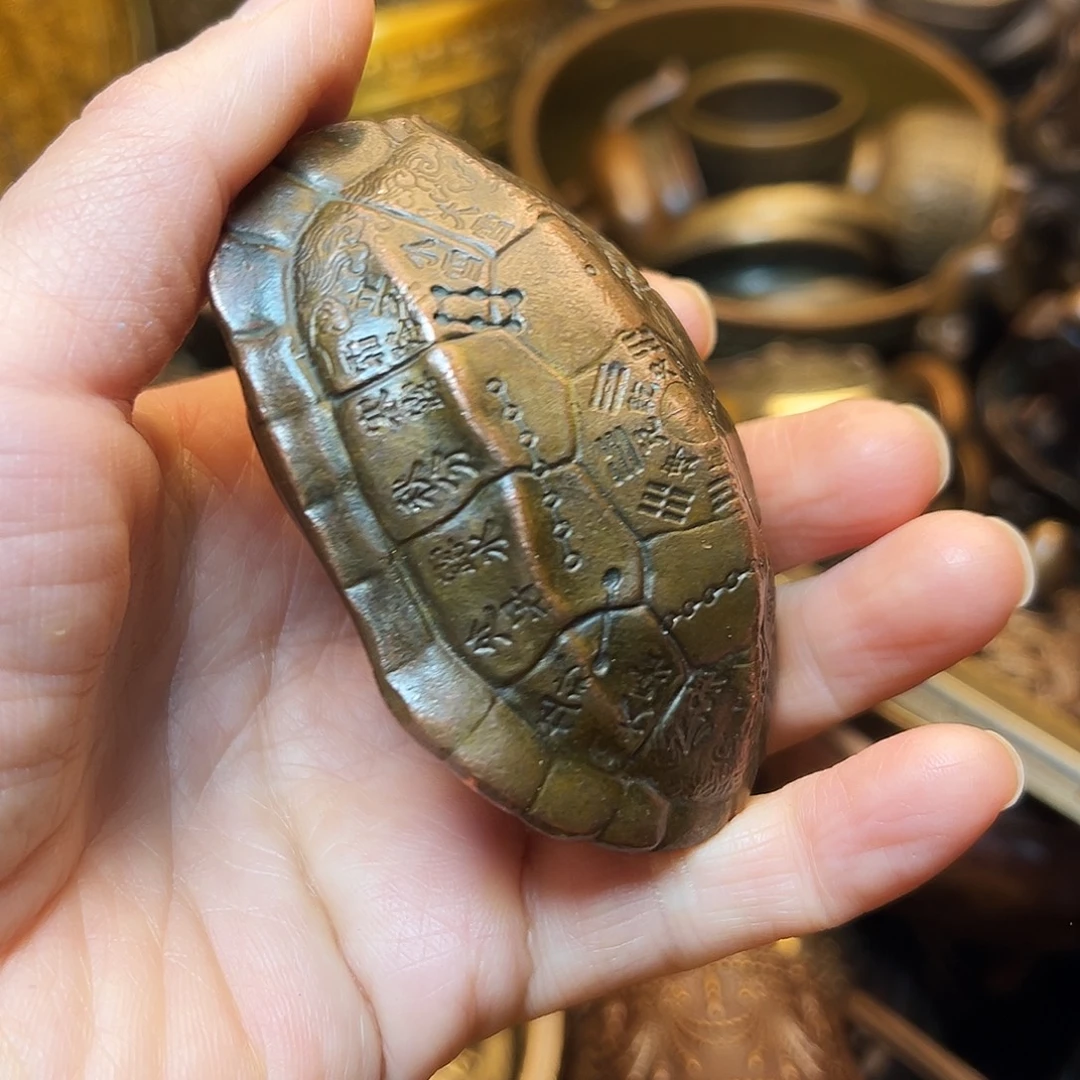 精美铜器工艺品等