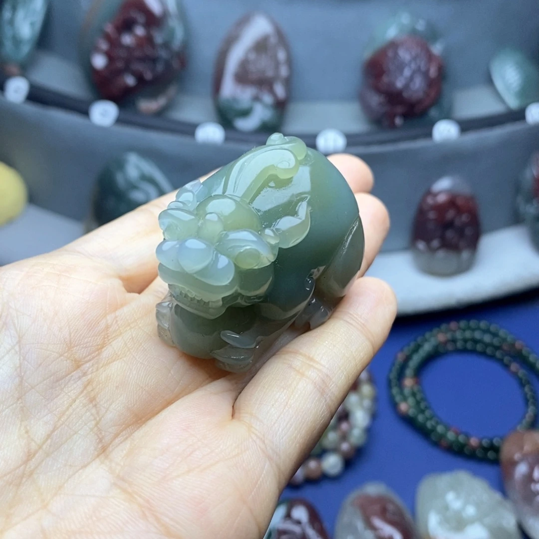 紫***缘未镶嵌吊坠(不含链)玛瑙/玉髓