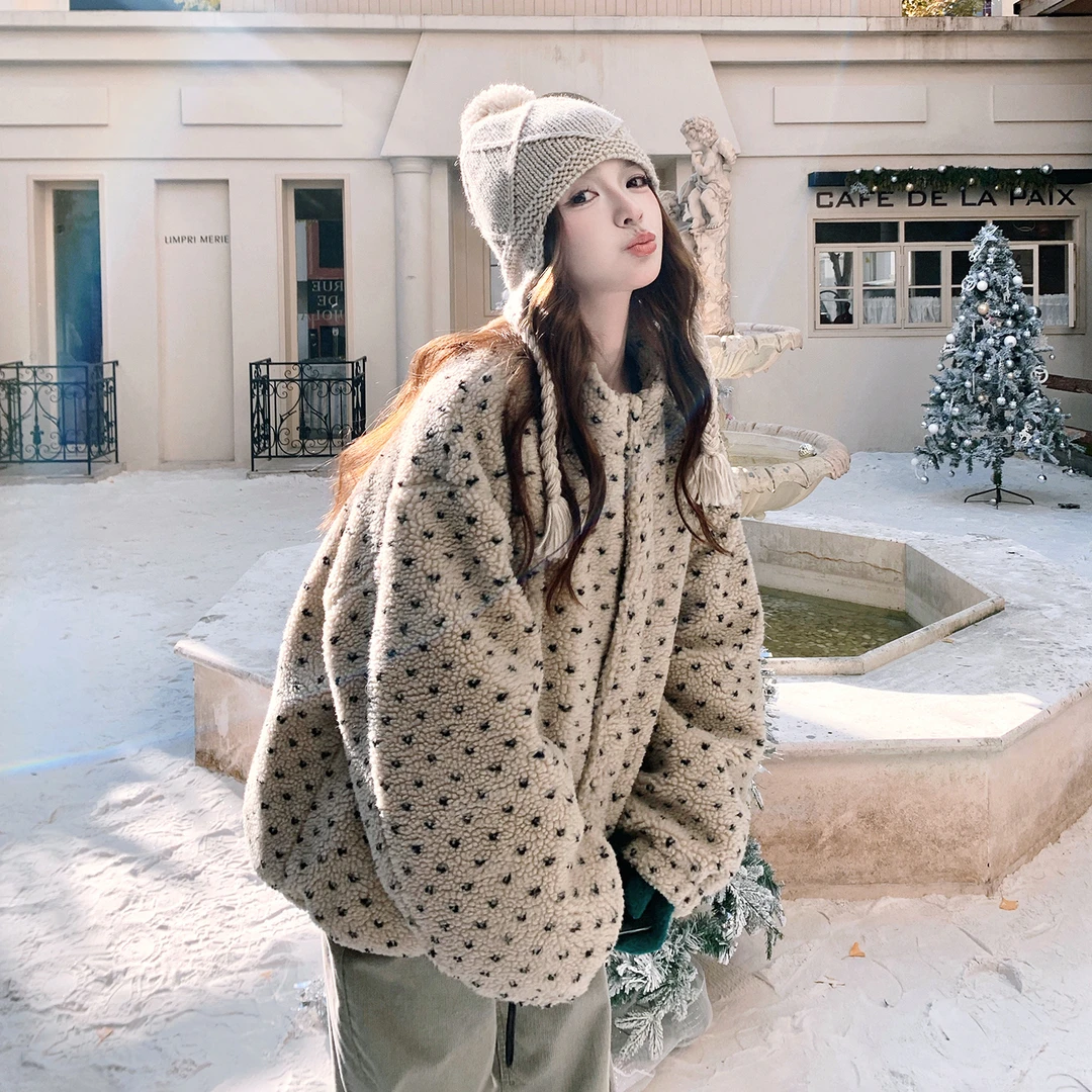 韩系慵懒风洋气设计感羊羔毛羽绒服女2025冬季新款百搭短款厚外套